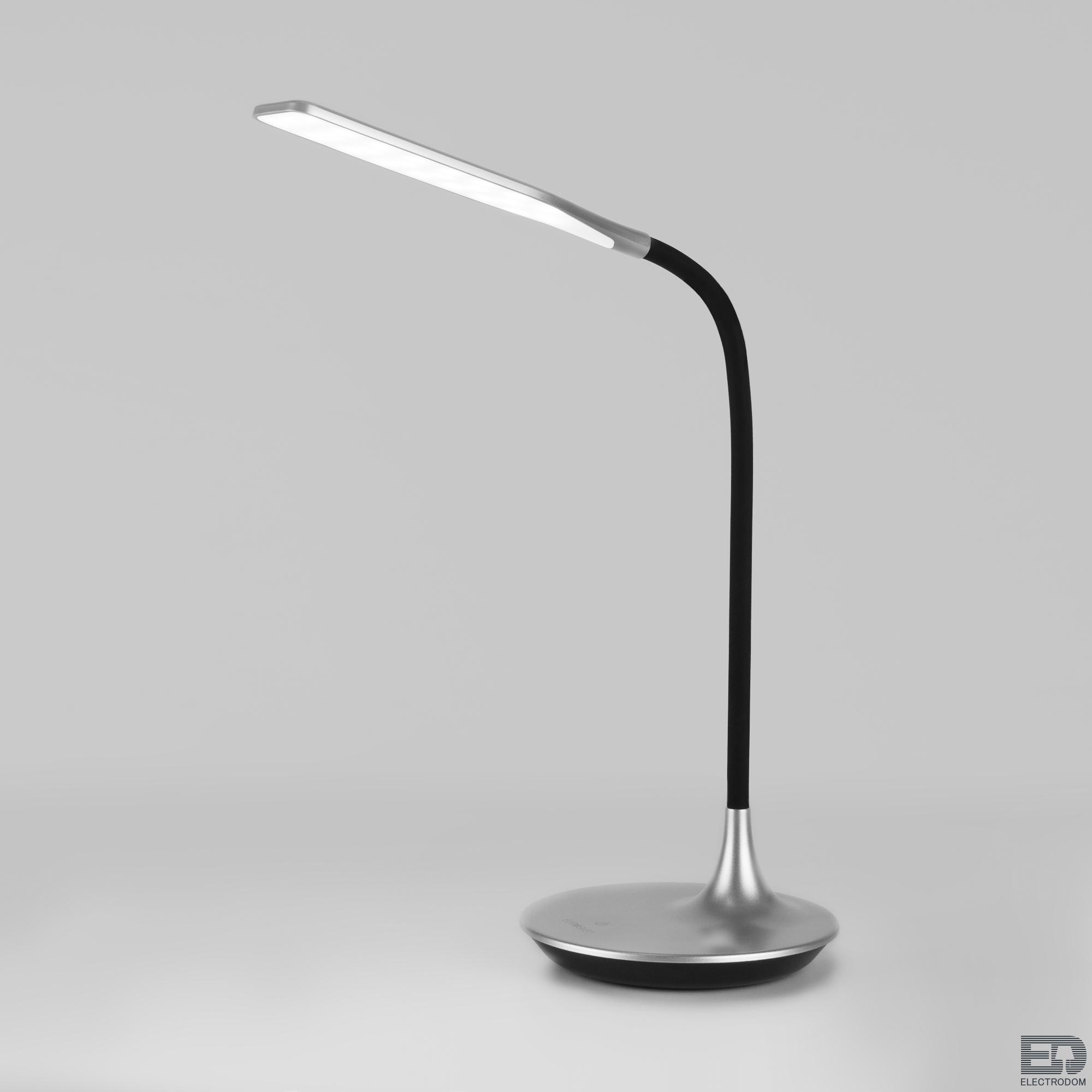 Настольная светодиодная лампа Elektrostandart 80422/1 серебристый - цена и фото